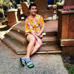 Meet your Posher, Liam